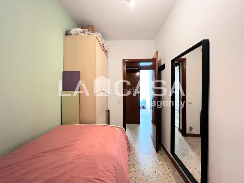 Foto e4f2a011-d0ca-4175-8dc0-b0a82c93f2cd. Appartamento con riscaldamento in Llefià Badalona