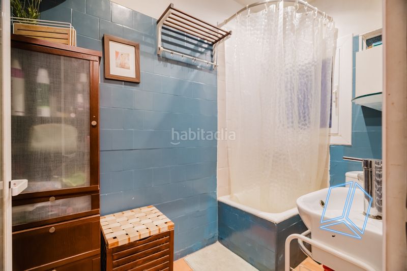 Foto 91cb9b00-4e23-4d35-bd09-7ea19bd1e5a4. Planta baixa a Centre Hospitalet de Llobregat (L´)