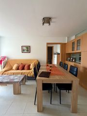 Appartamento in La Pineda. Piso en venta en calle de joaquim serra
