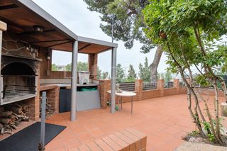Planta baixa a Can Tintorer-Can Tries. Planta baja carrer de clara campoamor, gavà