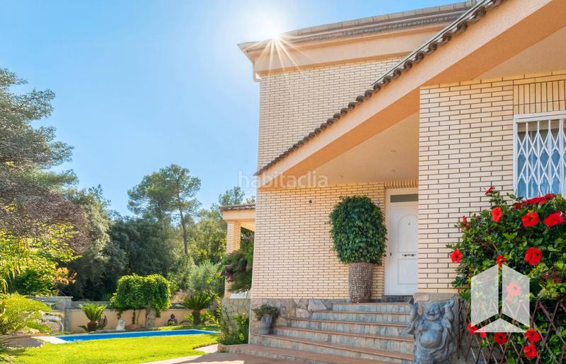 Foto 32b7d0b1-b40b-4408-b60b-6f5af71a43c7. Haus mit parking pool in Sant Vicenç dels Horts