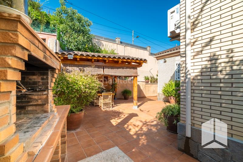 Foto a6ee5b46-f494-4fbb-a288-c625228e0674. Haus mit parking pool in Sant Vicenç dels Horts