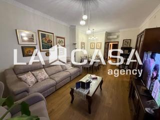 Pis a Centro - Doña Mercedes. Piso en venta en calle real de utrera