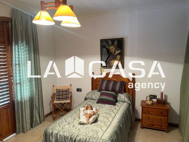 Foto 81ab05e7-5eb0-4340-86d9-b95962451a54. Maison dans Centro - Doña Mercedes Dos Hermanas