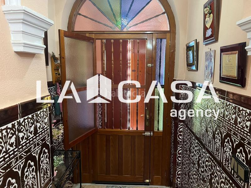 Foto ec860146-a64c-4420-9cdd-26fe3dbe69c9. Maison dans Centro - Doña Mercedes Dos Hermanas