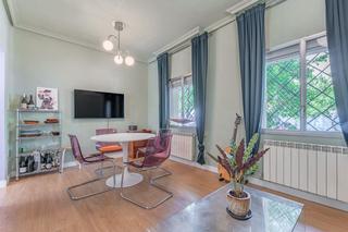 Appartement à Moscardó. Piso en venta en calle de la cuesta