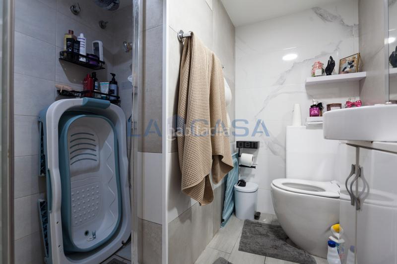 Foto d6913abb-cb08-4047-b8d3-3c6ec2e3d8b1. Etagenwohnung mit heizung in Baix Guinardó Barcelona