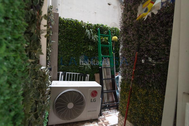 Foto f2713fce-0009-4722-b992-b0132a1e787d. Etagenwohnung mit heizung in Baix Guinardó Barcelona