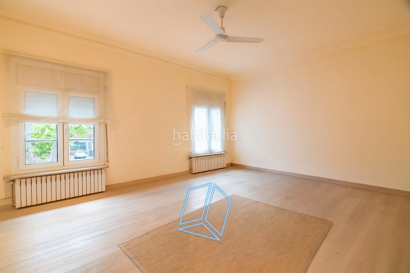 Foto f11d731d-9bb9-4358-b25e-50d2346e49ac. Etagenwohnung mit heizung in Baix Guinardó Barcelona