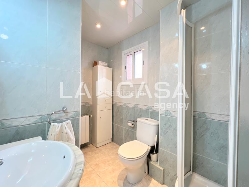 Foto eaebcd35-13d2-4046-9df0-98583c98e485. Appartement avec chauffage dans Congrés Badalona