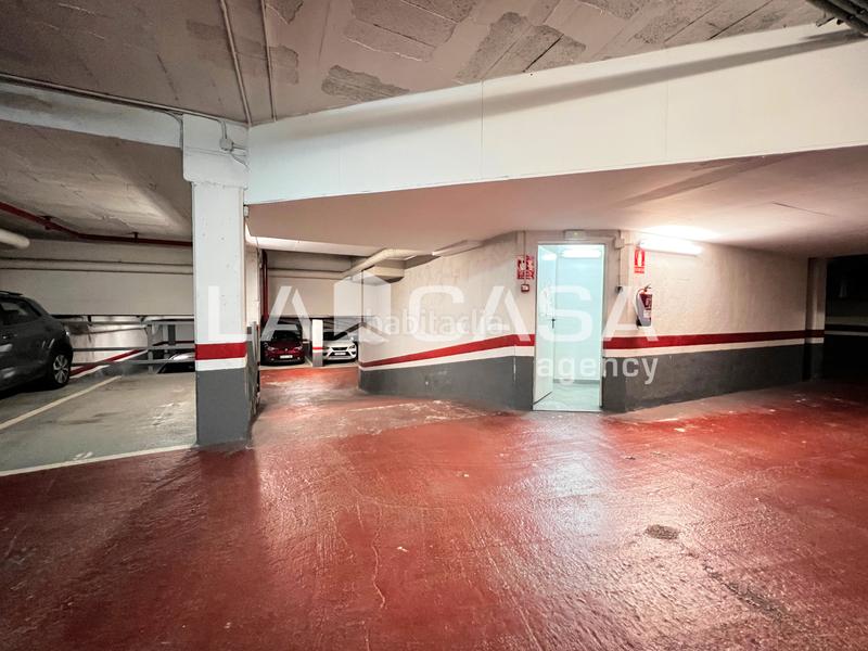 Foto a9d332ca-d69d-4869-85c0-3a32f6641f74. Appartement avec parking dans La Salut Badalona