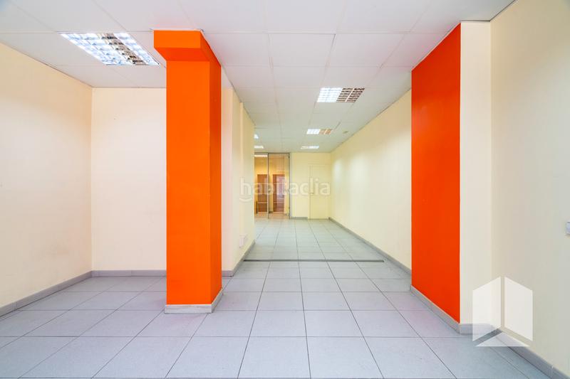 Foto 26a3cef6-4835-49b0-9843-e7d48f91cea5. Local comercial a Diagonal-Colomeres Gavà