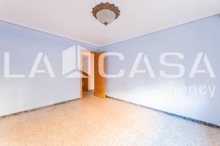 Pis a Ciutat Jardí. Piso en venta en calle campoamor