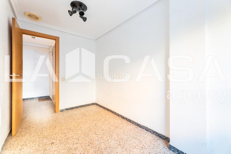 Foto 73defa73-a22d-4b2f-b53c-46b083957140. Flat in Ciutat Jardí Valencia