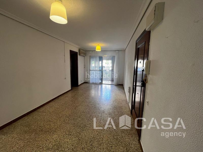 Foto a1ddccc7-ee7b-482a-b33d-77328e010c70. Appartement dans Centro Montequinto