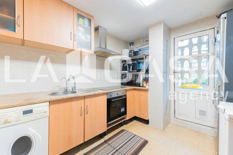 Foto c6d13a71-12ff-4de1-8bdd-e7c07c3e8fb2. Flat in L´Illa Perduda Valencia