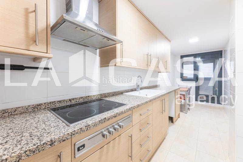 Foto 899bdee0-fcef-456c-86d7-e8d6121dfc66. Flat with heating parking in Metro - Auditorio Paiporta