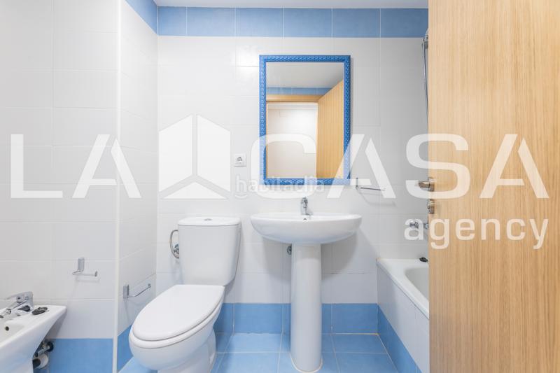 Foto ce8ec18e-eb9d-42f3-bba6-85fc04cc068b. Flat with heating parking in Metro - Auditorio Paiporta