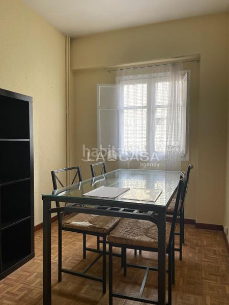 Foto f66450ab-64ab-40d4-b6e7-971c2a37a9f4. Appartement avec chauffage parking dans Centro Valladolid