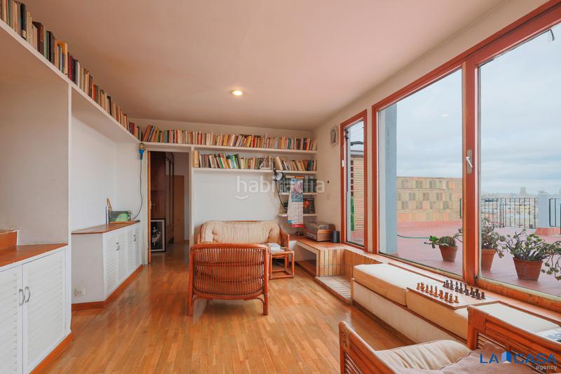 Foto 55b2eb87-8ecd-49a4-965c-0bb9e5881f9c. Dachwohnung in Raval Barcelona