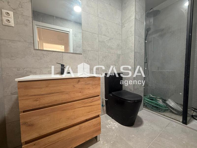 Foto 04c5938e-6997-481f-8757-722a7b014740. Erdgeschoss mit heizung in Canovelles