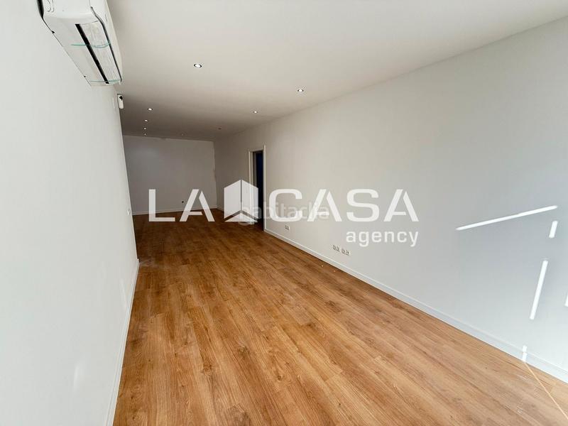 Foto 9c85a487-6364-4bb5-98d9-b4d44711c3d3. Erdgeschoss mit heizung in Canovelles