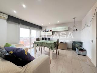 Appartement à Llefià. Piso en venta en llefià