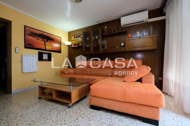 Foto 852abebe-65a7-45a5-86db-1480a0a2a24b. Appartement avec chauffage parking dans Porta Barcelona