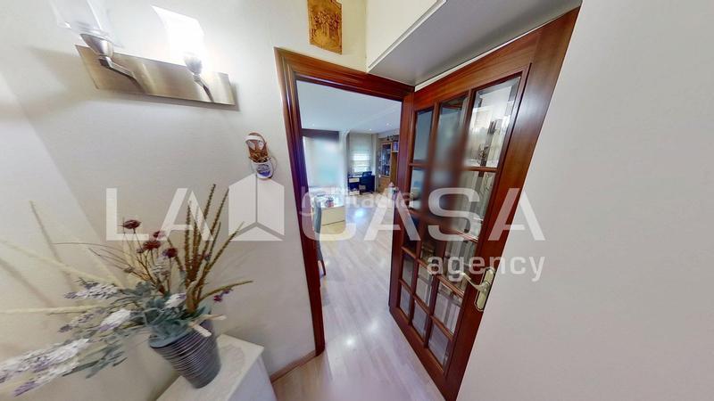 Foto f5ea7901-a1f6-426e-9dd1-7ce12ef3ab0d. Appartamento in La Verneda - La Pau Barcelona
