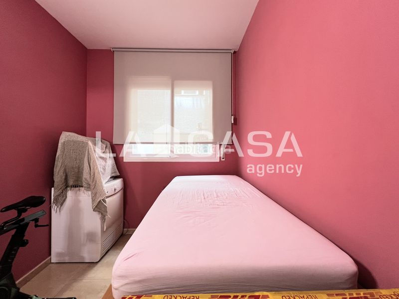 Foto 40e03fb8-583a-41d9-8727-0a2d48aad7f7. Pis amb calefacció a La Salut Badalona