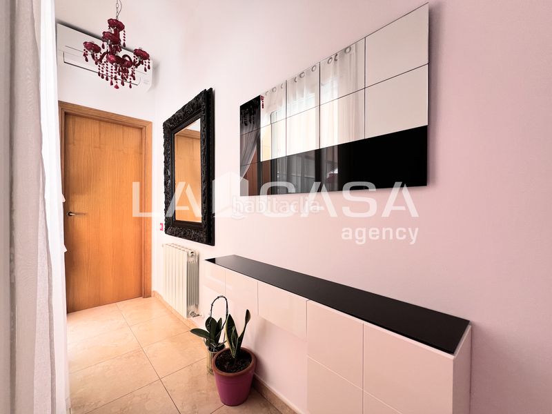 Foto 5e8a8660-9e52-46cd-973b-13ea1ab4f6b1. Pis amb calefacció a La Salut Badalona