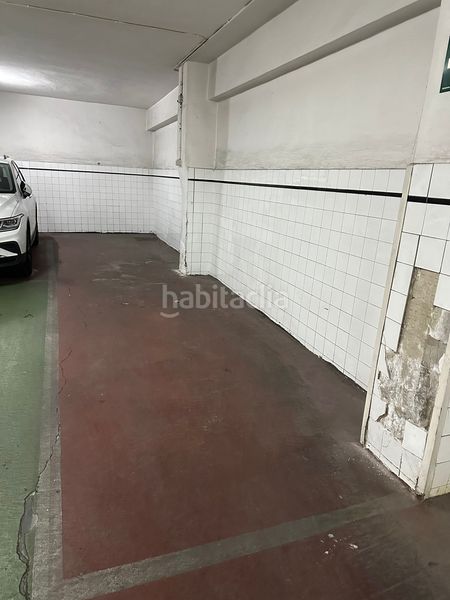 Foto 298546c3-0a88-43c2-a04c-476673d23397. Aparcament cotxe a Alhóndiga Bilbao