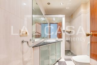 Flat in En Corts - Doctor Waksman
