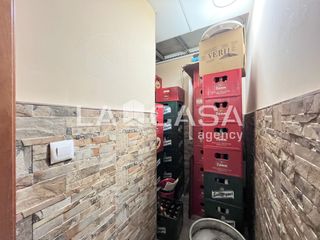 Local Comercial a Llefià. Local comercial de 54 m con 1 baño en natzaret, llefià, badalona