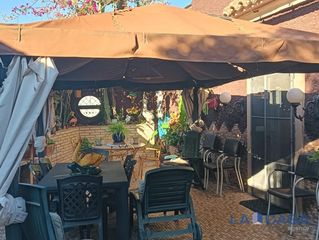 Casa adossada  La granja. Casa adosada de 240 m con 4 habitaciones y 3 baños en la granja,