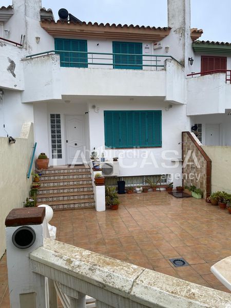 Foto a4c3d9ca-3481-486a-a4a0-50a50613d601. Casa amb aparcament a El Zabal-Santa Margarita Línea de la Concepción (La)