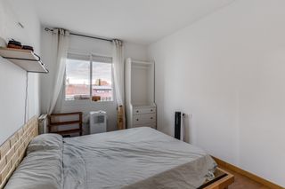 Appartement à Eixample Sud-Migdia. Piso de 83 m con 3 dormitorios y terraza en universitat de montp