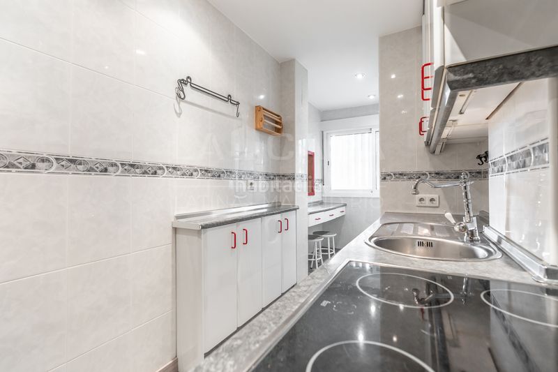 Foto 38fbfa6e-debe-4e40-bb9a-23a7d6770bdf. Pis amb calefacció a Lucero Madrid