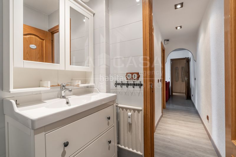 Foto ab0f3632-7448-4567-8860-9b542562e2dd. Pis amb calefacció a Lucero Madrid