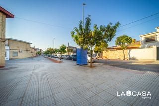 Duplex à Arco Norte - Avda España. Dúplex de 75 m con 2 dormitorios y garaje en dos hermanas
