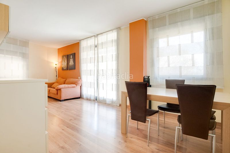 Foto 191b786e-2e3b-4307-b370-82333573b479. Pis amb calefacció aparcament a Sant Joan Baptista Sant Adrià de Besòs