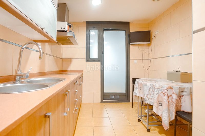 Foto 1a362270-f957-4885-90f0-4f9ebd9259fc. Pis amb calefacció aparcament a Sant Joan Baptista Sant Adrià de Besòs