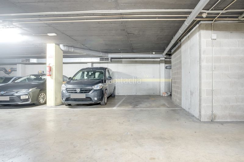 Foto 2cc06988-0dd0-4704-a934-eed0a10eab1a. Pis amb calefacció aparcament a Sant Joan Baptista Sant Adrià de Besòs