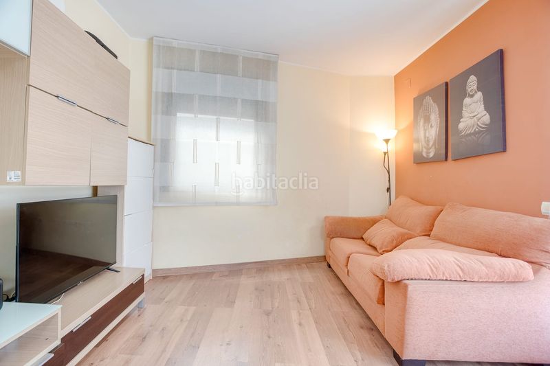 Foto e741822d-90ab-436b-a082-44407125d9f3. Pis amb calefacció aparcament a Sant Joan Baptista Sant Adrià de Besòs