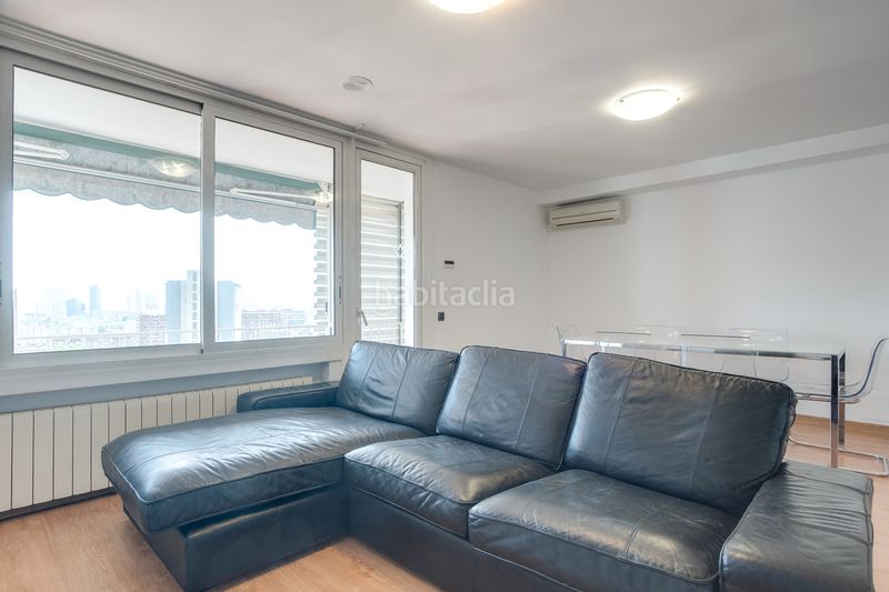 Foto 20a186c6-a7f2-4cc1-91d9-87d6872972cd. Duplex con riscaldamento in La Verneda - La Pau Barcelona