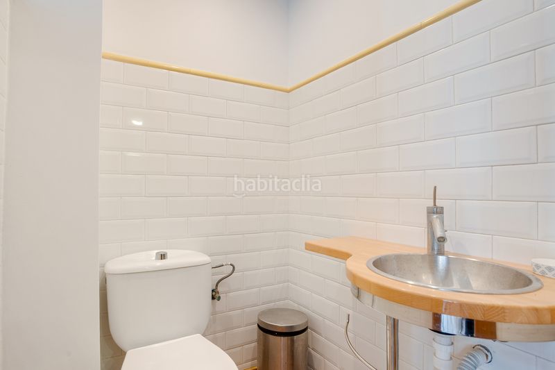 Foto 589a4cf2-95e8-4414-8b0a-3f9441db71fc. Duplex con riscaldamento in La Verneda - La Pau Barcelona