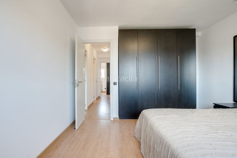 Foto 5b818ccb-08ef-48e1-a73c-ed696e340616. Duplex con riscaldamento in La Verneda - La Pau Barcelona