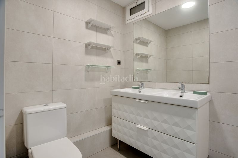 Foto 60ce0e92-d45d-48eb-be83-defcddd2f424. Duplex con riscaldamento in La Verneda - La Pau Barcelona