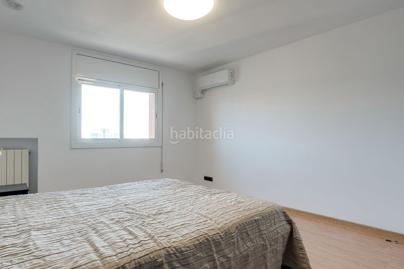 Foto 7299964b-02d6-406e-b2a3-171533acd523. Duplex con riscaldamento in La Verneda - La Pau Barcelona