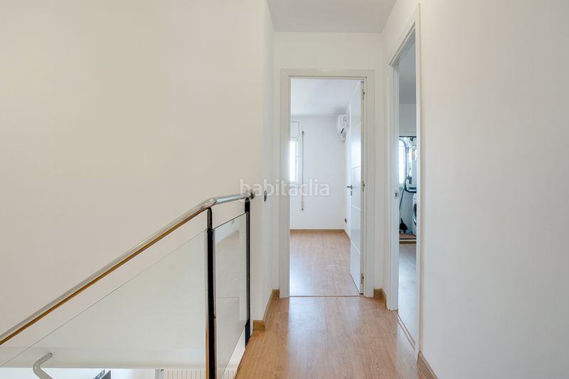 Foto 94100b18-f0f8-4e5a-a0ba-6c601cfcf339. Duplex con riscaldamento in La Verneda - La Pau Barcelona